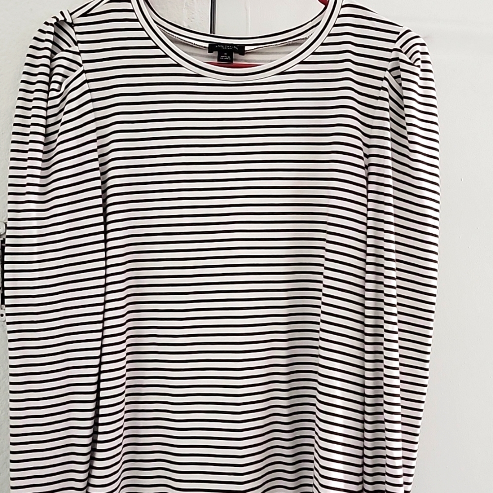 White and brown stripped